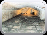 Hare  and Houds cellar4